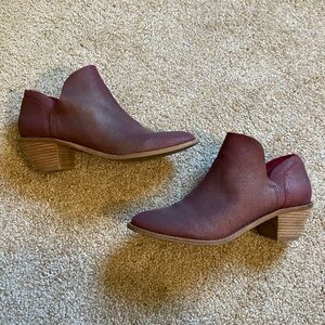 Kelsi Dagger oxblood booties